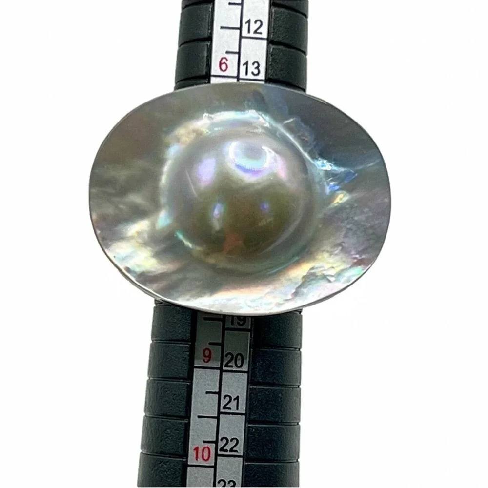 Deb Guyot Black Lucite Blister Iridescent Mother Of Pearl Ring Signed 7.5" - Picture 5 of 7